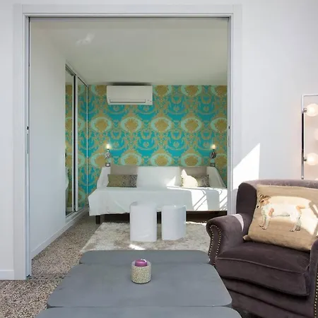 New 2 Bedrooms 300m From Palais *